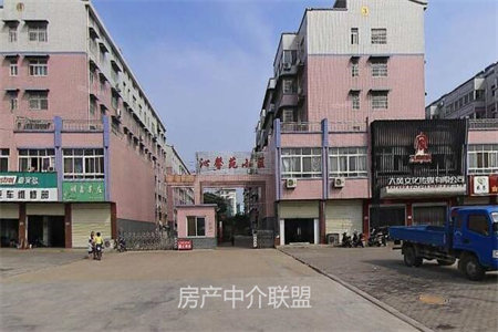 急卖有证满二精装修未入住东方今典小三房三开间朝南